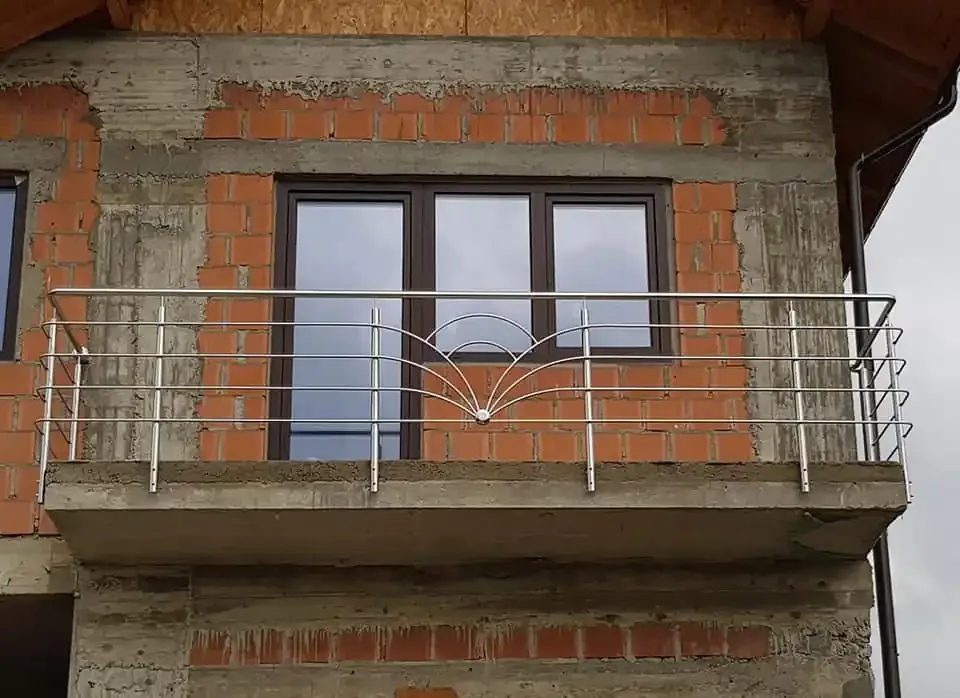 Material de prezentare Real Inox — Balustrade inox cu model personalizat, imaginea 3