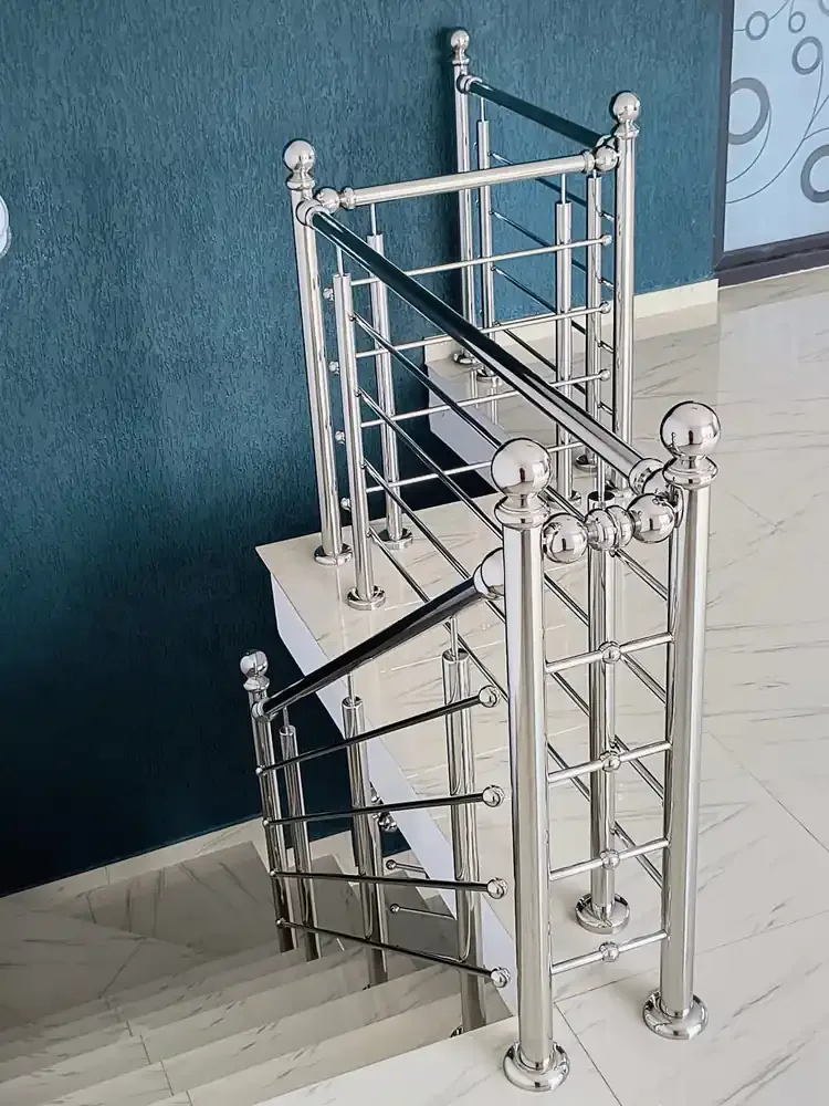 Material de prezentare Real Inox — Balustrade inox cu model personalizat, imaginea 5
