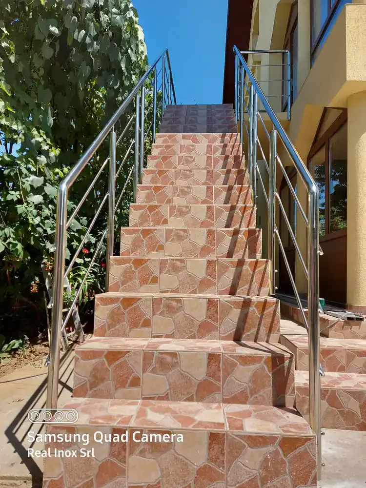 Material de prezentare Real Inox — Balustrade inox pentru scări exterioare, imaginea 5