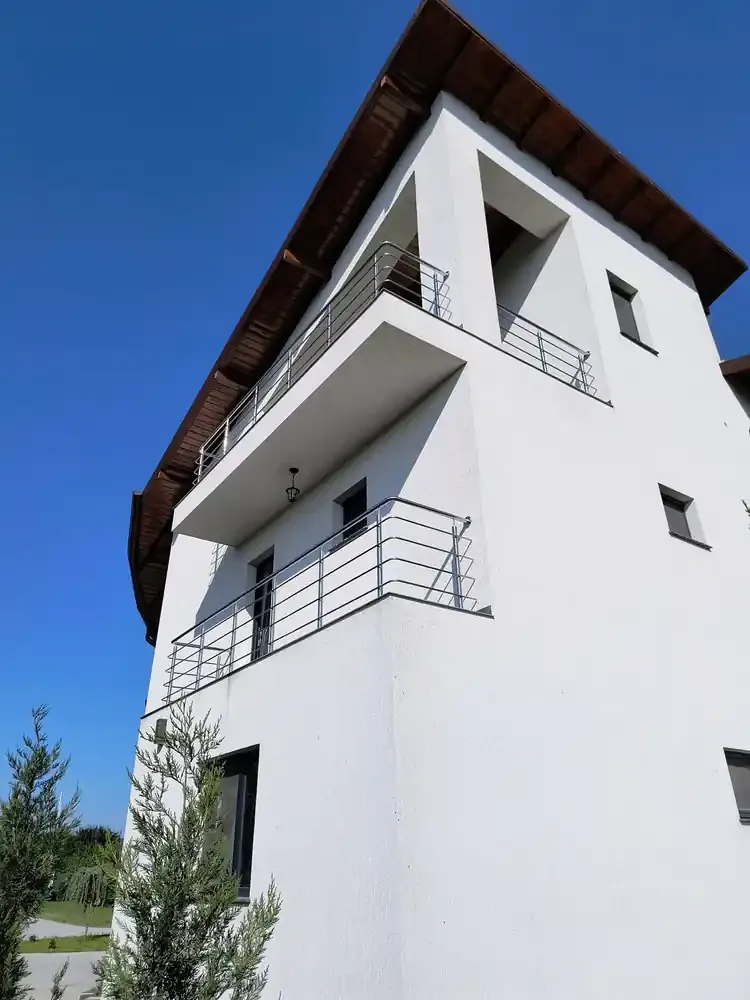 Material de prezentare Real Inox — Balustrade inox pentru balcoane, imaginea 6